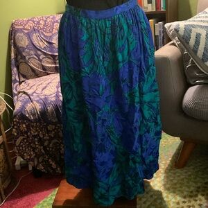 Gorgeous Vintage Blue and Green Silk Skirt Size 8